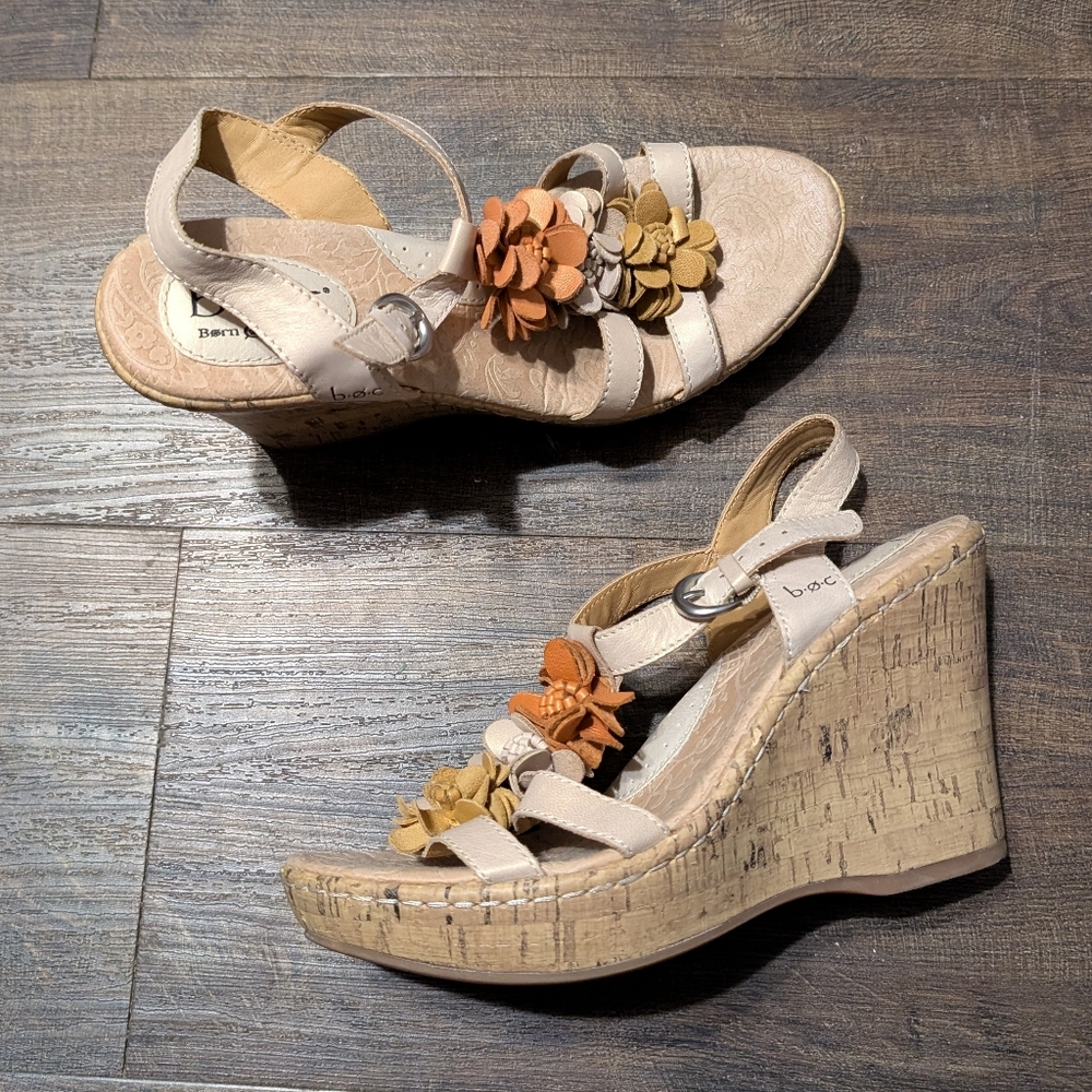 Boc 8/39 Floral Leather Wedges Slingback Buckle